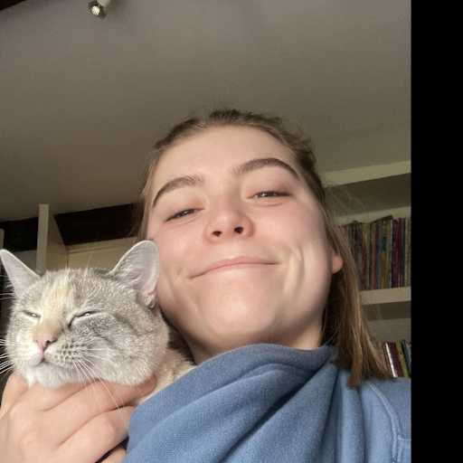 Profile image for pet sitter Alixe