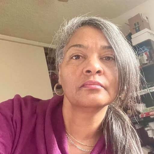 Profile image for pet sitter Laureen
