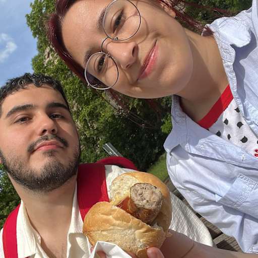 Profile image for pet sitters Shosselin & Ivan