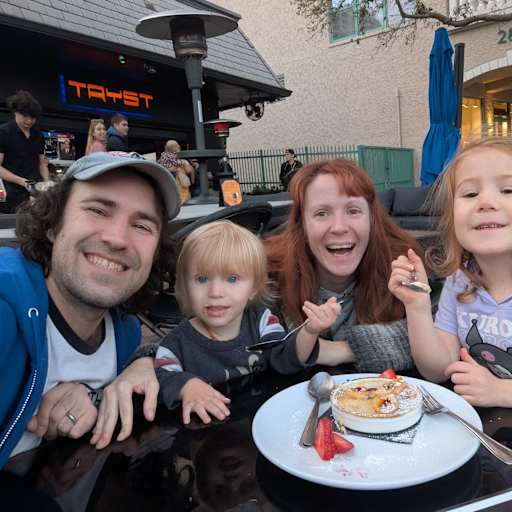 Profile image for pet sitters Brittany & Jacob