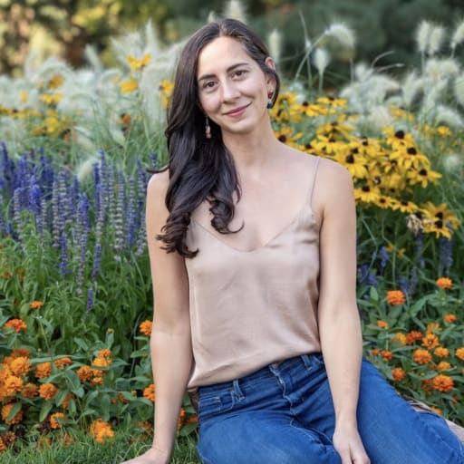 Profile image for pet sitter Monica