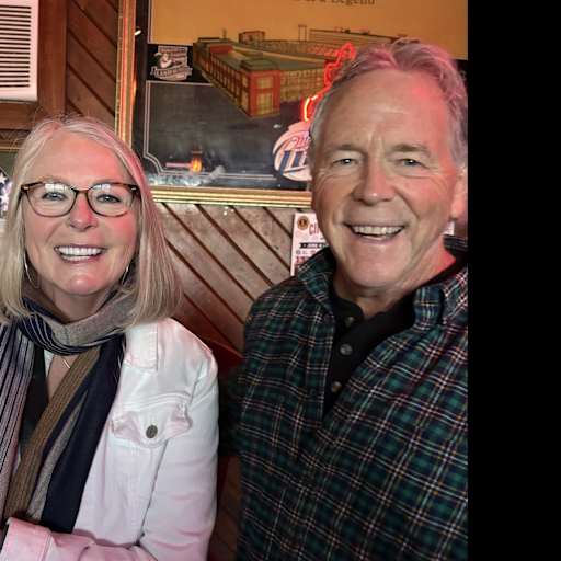 Profile image for pet sitters Michelle & Todd