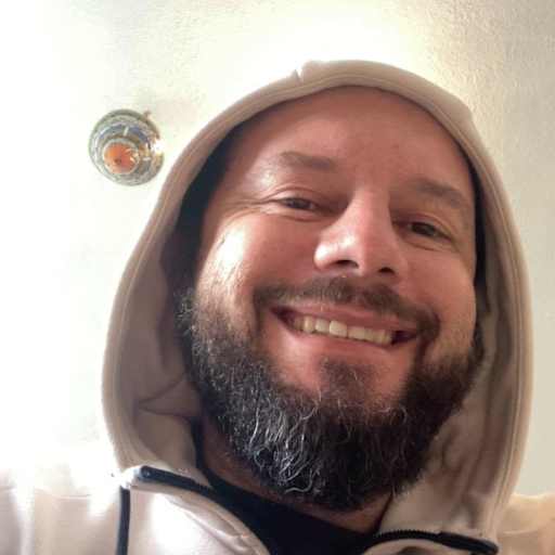 Profile image for pet sitter Jonathas