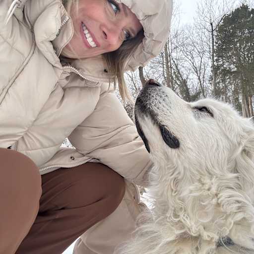 Profile image for pet sitters Holly & Andy