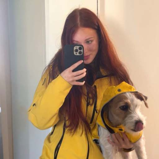 Profile image for pet sitter Seena