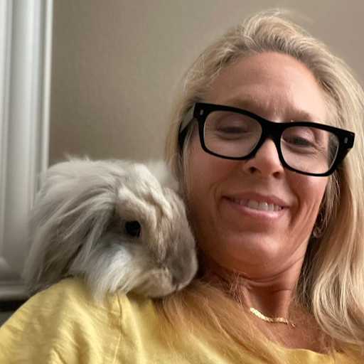 Profile image for pet sitter Claire