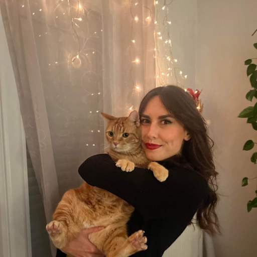 Profile image for pet sitters Laura & Kenzy