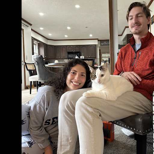 Profile image for pet sitters Fritz & Eleni