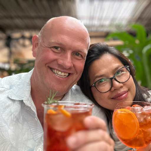 Profile image for pet sitters Grenville & Mok