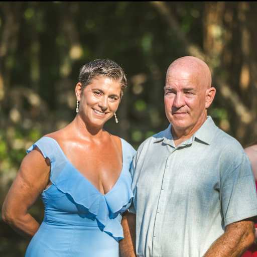 Profile image for pet sitters Monica & Michael 