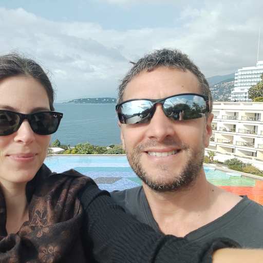 Profile image for pet sitters Alwine & Jean-charles