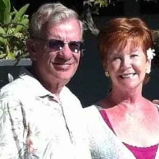 Profile image for pet sitters Ray & Roberta