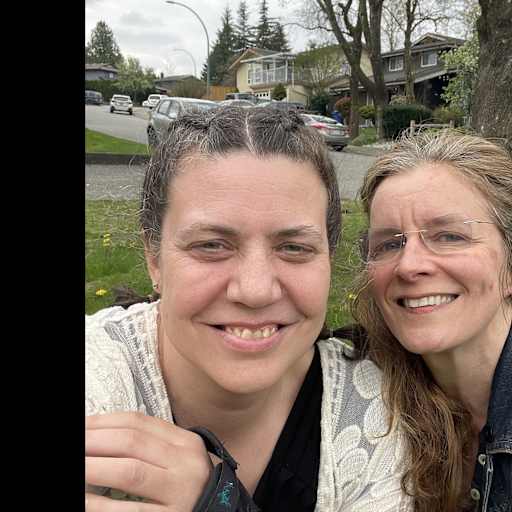 Profile image for pet sitters Andrea & Kim