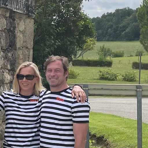Profile image for pet sitters Janice & Steven