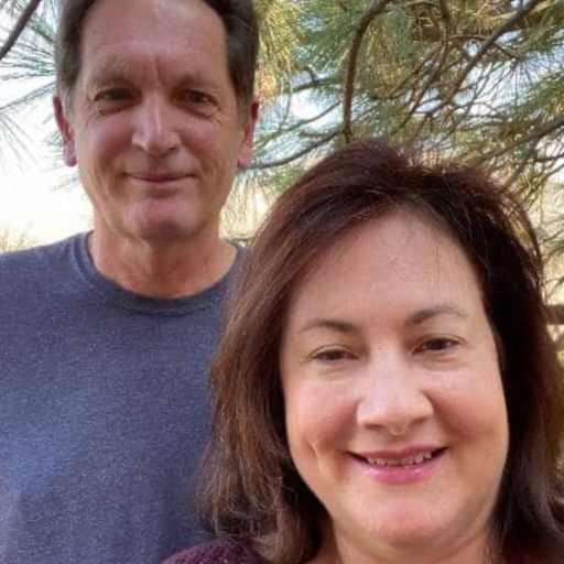 Profile image for pet sitters Paula & Rich