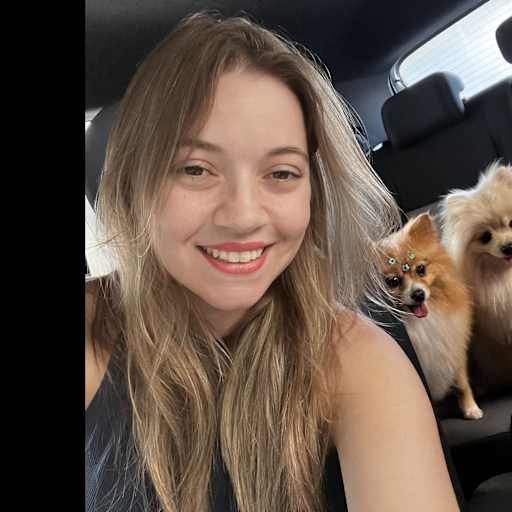 Profile image for pet sitter angelica