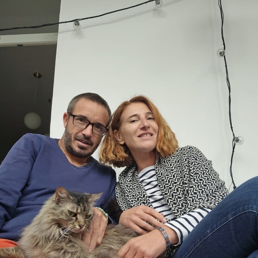 Profile image for pet sitters Alisma & Julien