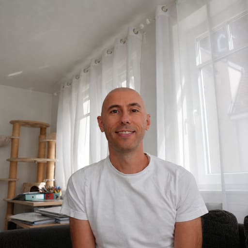 Profile image for pet sitter Johann