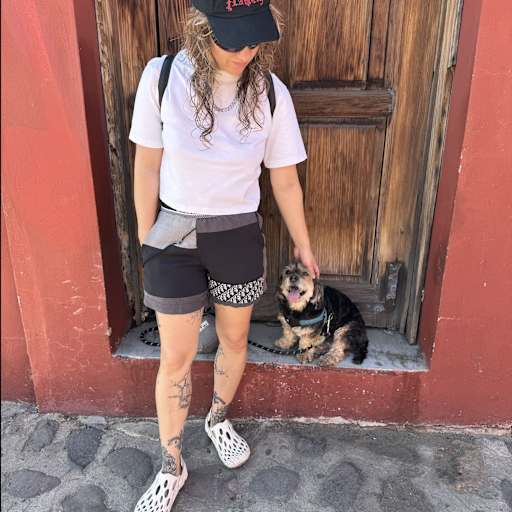 Profile image for pet sitters Vinnie & Tara