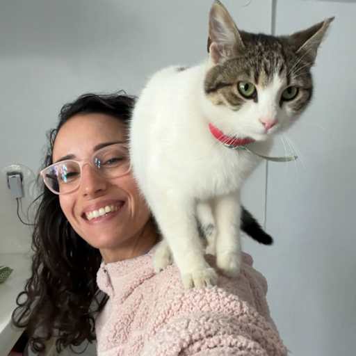 Profile image for pet sitter Daniella