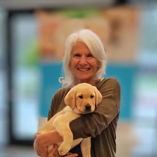 Profile image for pet sitters Leslie Thompson & Alice 