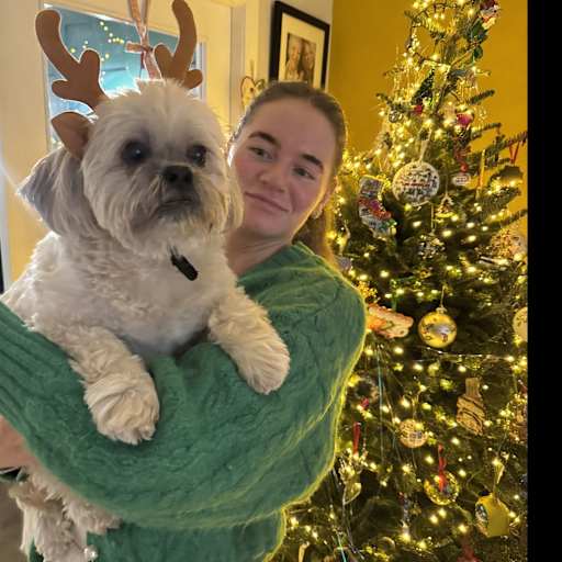 Profile image for pet sitter Lauren