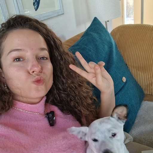 Profile image for pet sitter Tine