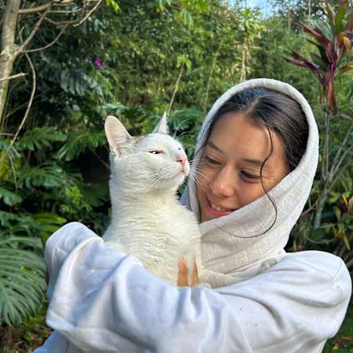 Profile image for pet sitter Lu