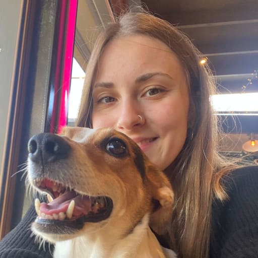 Profile image for pet sitter Evangelina