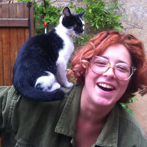 Profile image for pet sitters Clara & Razvan