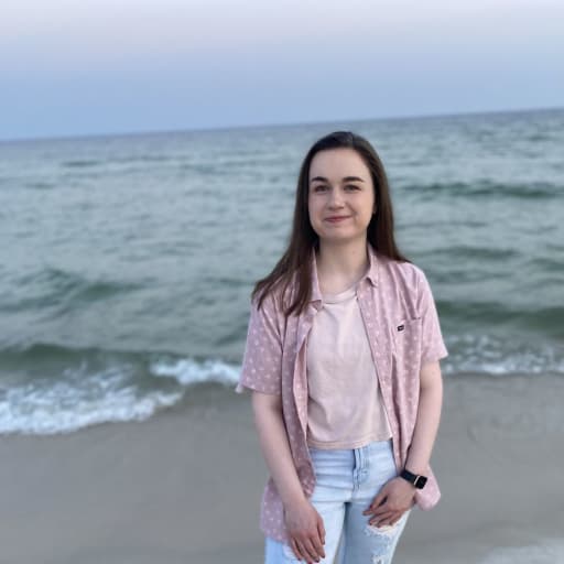 Profile image for pet sitter Alysha