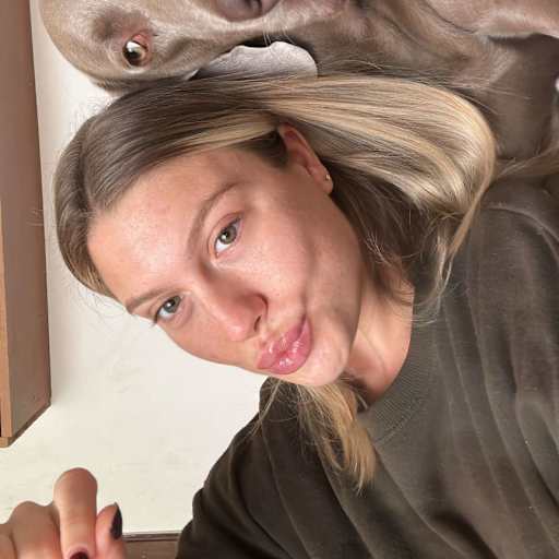Profile image for pet sitter Linda