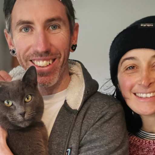 Profile image for pet sitters Federica & Jon