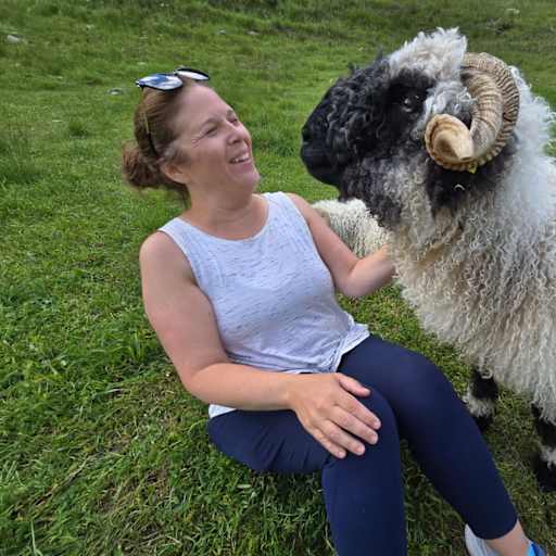 Profile image for pet sitter Lisa