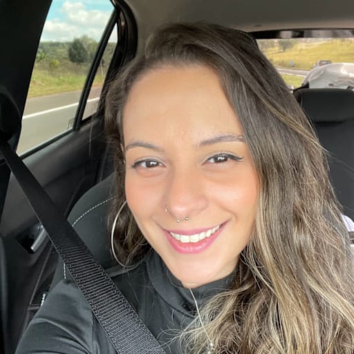 Profile image for pet sitter Izabelly