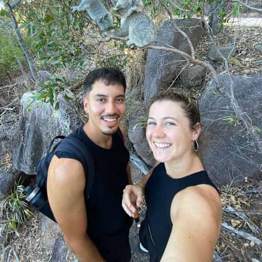 Profile image for pet sitters Carolina & Diego