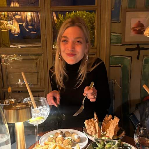 Profile image for pet sitters Goeleke & Dario