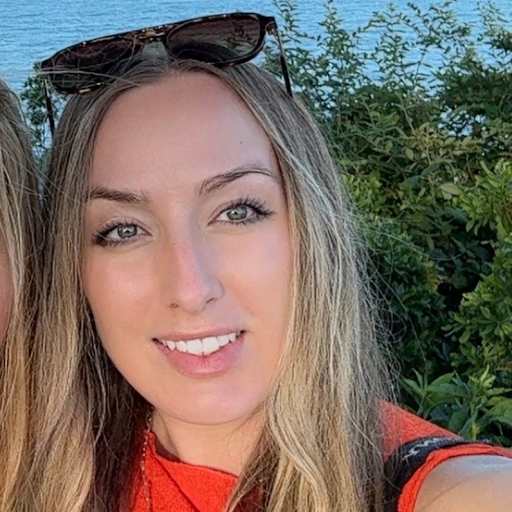 Profile image for pet sitter Faryn