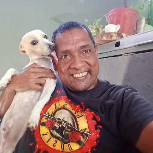 Profile image for pet sitter Rafael