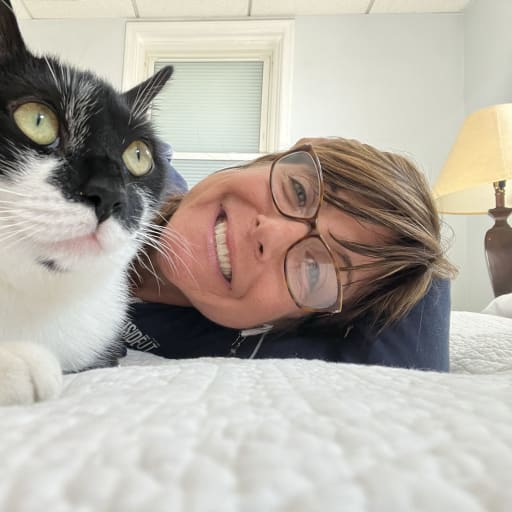 Profile image for pet sitter LISA