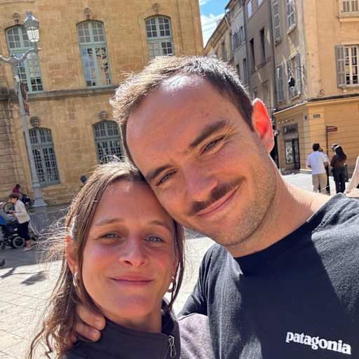 Profile image for pet sitters Sara & Charles