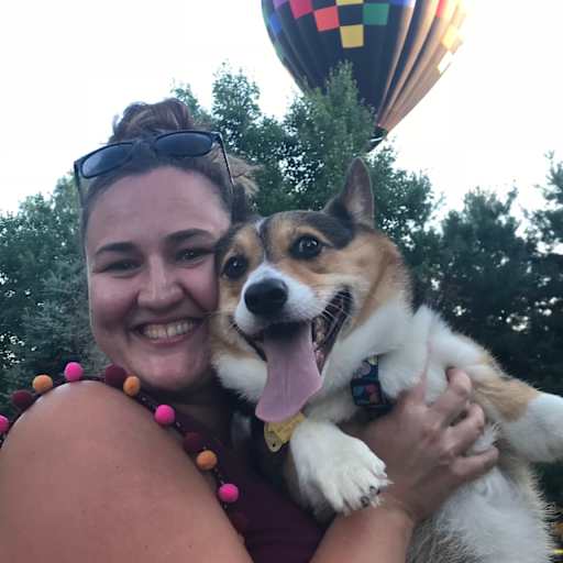 Profile image for pet sitter Tracie