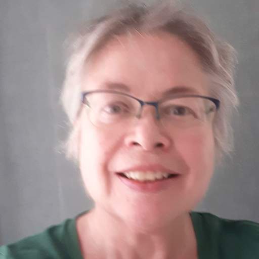 Profile image for pet sitter Lilian