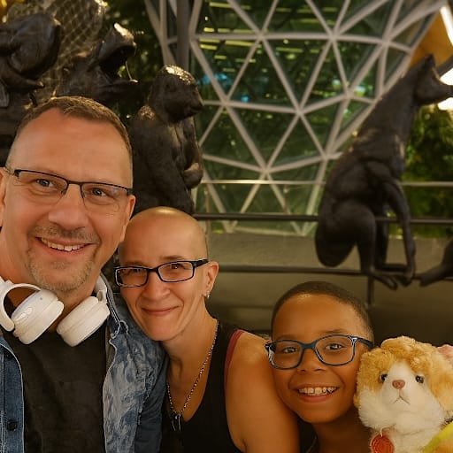 Profile image for pet sitters Dana & Stephan