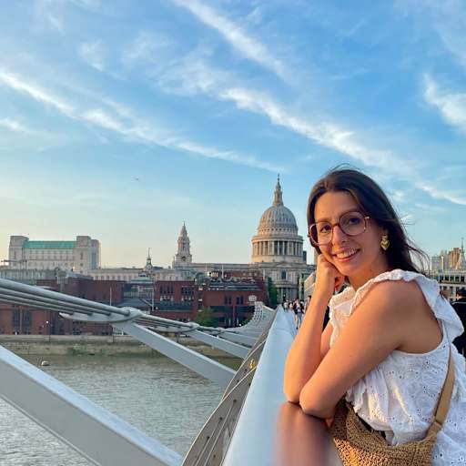 Profile image for pet sitter Caroline