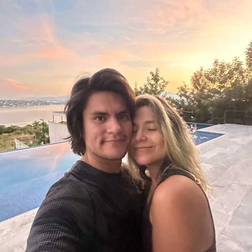 Profile image for pet sitters Ishtar & Danny