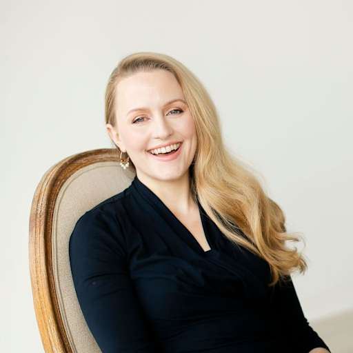 Profile image for pet sitter Elizabeth