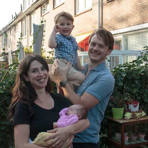 Profile image for pet sitters Yana & Cedric