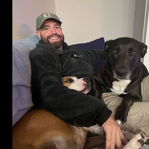 Profile image for pet sitter Kevin