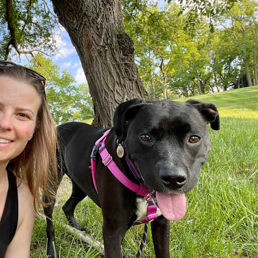 Profile image for pet sitter Valentine